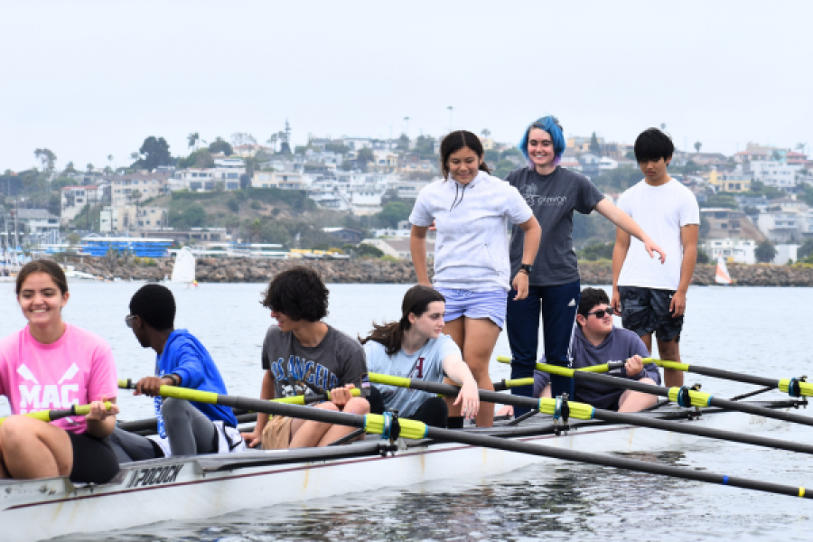kids rowing